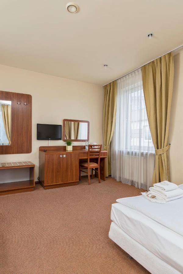 Hotel Colibra Βαρσοβία Εξωτερικό φωτογραφία